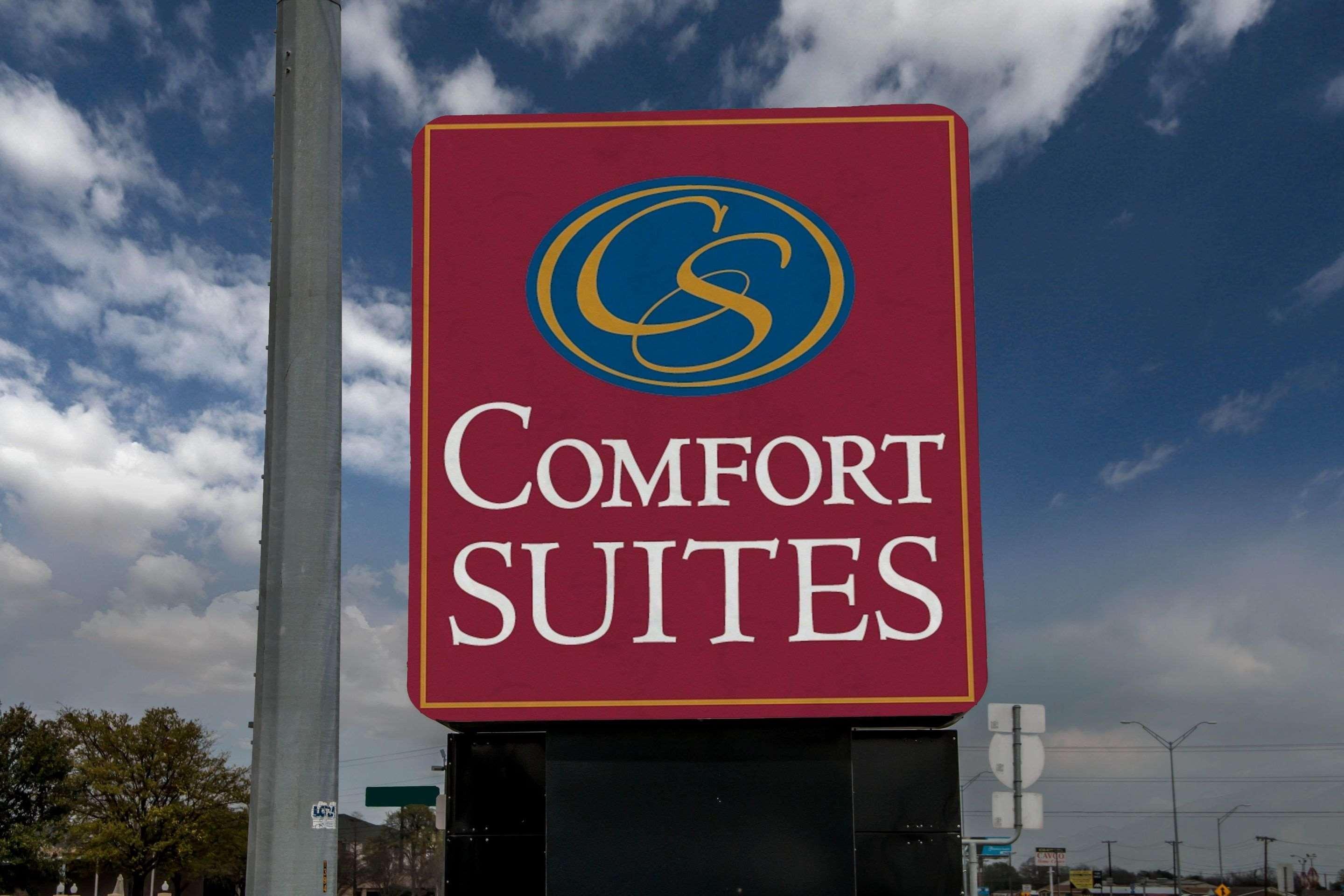 ניו בראונפלס Comfort Suites מראה חיצוני תמונה
